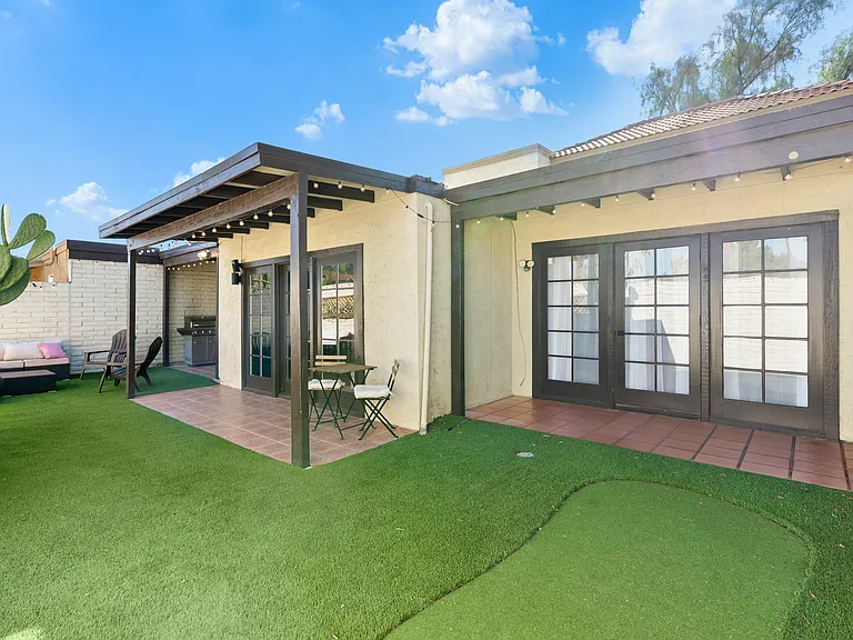 7802 E Mackenzie Dr — Photo 10