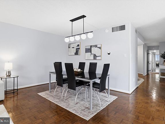 3rd image of 1101 S Arlington Ridge Rd APT 201