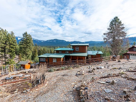 3rd image of 310 High Country Rd