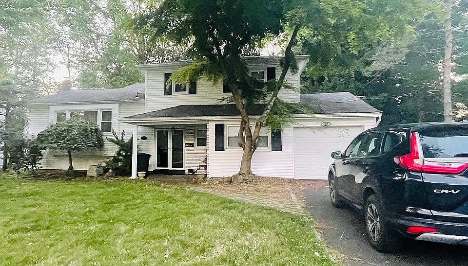 1st image of 23 Conforti Ave