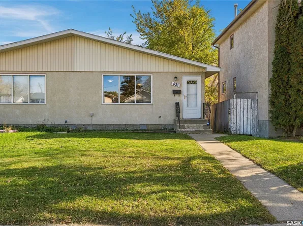 431 York Street, Regina, SK S4R 4W7