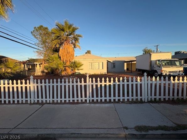 425 Bedford Rd, Las Vegas, NV 89107