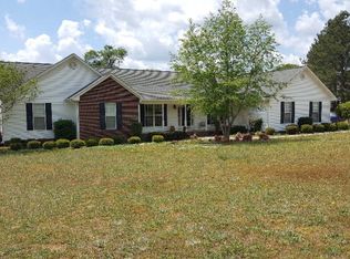 810 Olde Puckett Ferry Rd, Greenwood, SC 29649