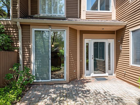 25 Indian Hill Road