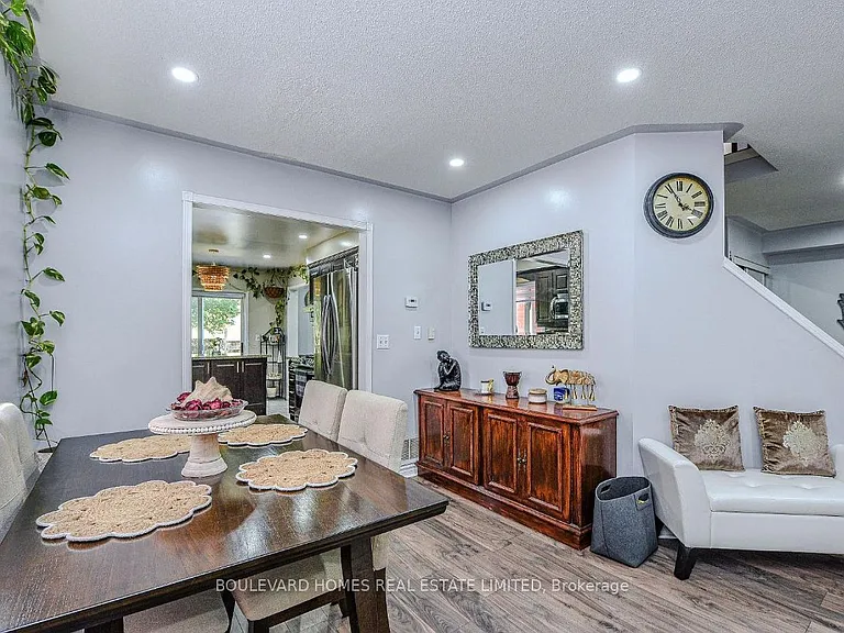 5847 Sidmouth St — Photo 3