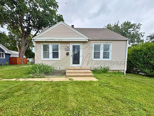1109 NW B St Photo 1