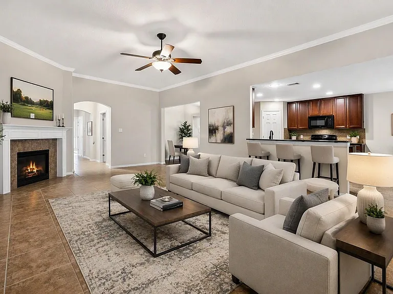 18631 Cypress Lake Village Dr — Photo 3