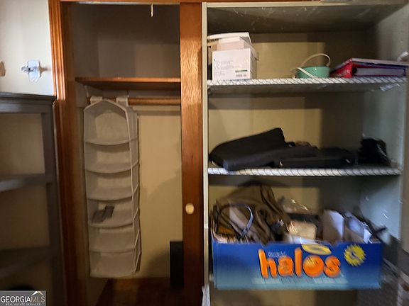 4th image of 2743 Pine Hill Dr NW