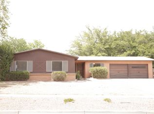 5617 Alder Dr NW, Albuquerque, NM 87114