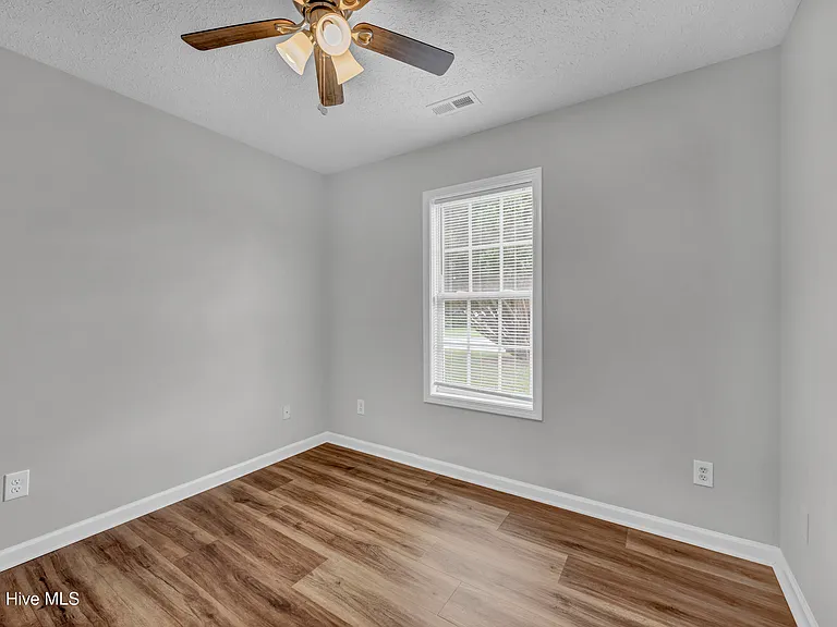 7005 Alamosa Dr — Photo 22