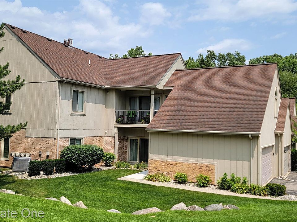 1st image of 29406 Laurel Dr