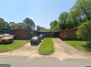 1978 S Riverview Cir, Albany, GA 31705