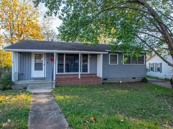703 Oakwood Dr, Benton, AR 72015