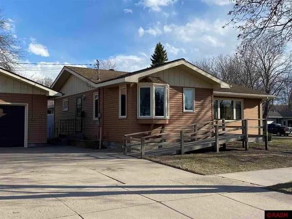 1326 N Jefferson St, New Ulm, MN 56073