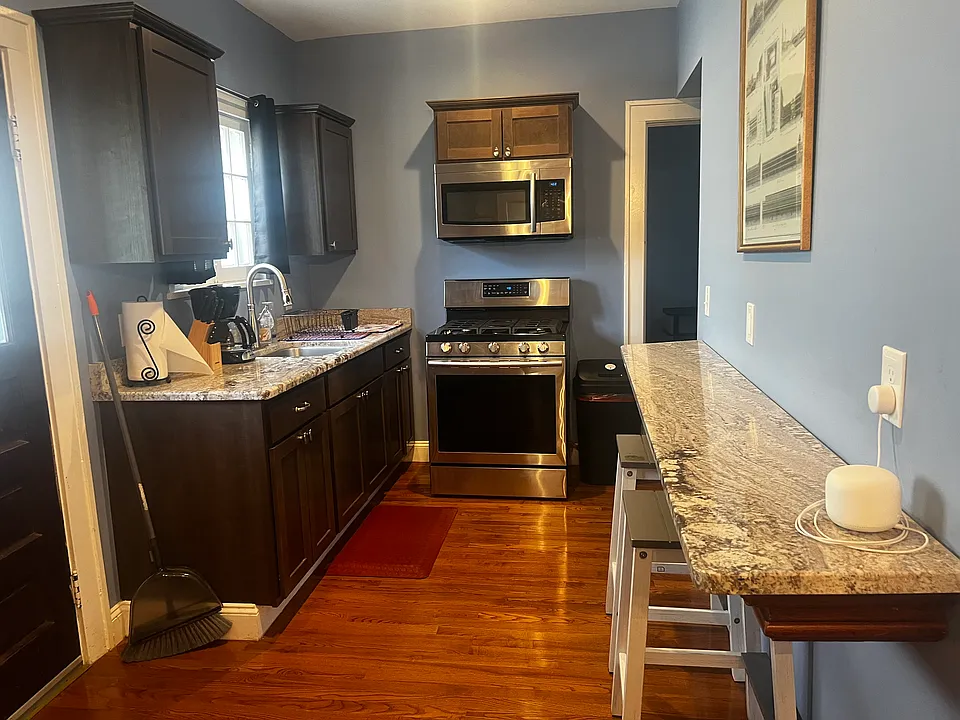 65 Trinity Pl
