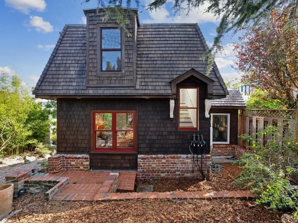 22 Vicksburg St, San Francisco, CA 94114