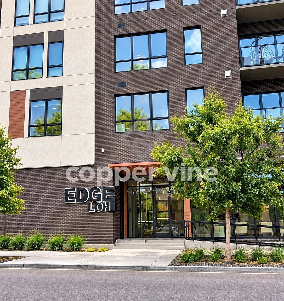 1 bed, 1.0 bath, 820 sqft, $2,280 — Photo 2