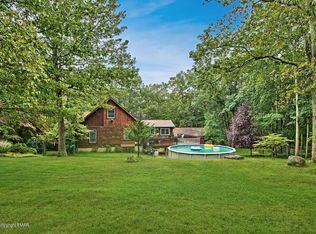 416 Iroquois Loop, Canadensis, PA 18325