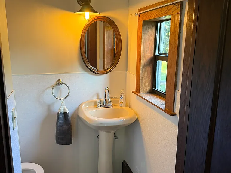 6916 Billwood Hwy — Photo 28