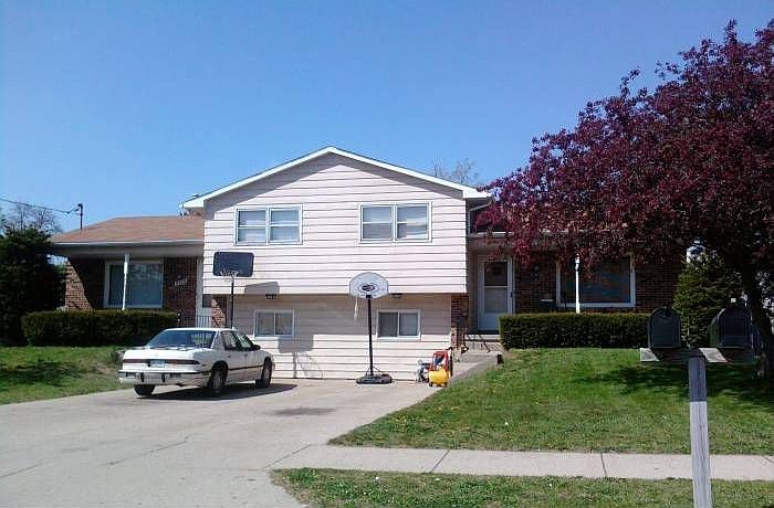 1st image of 2357 Barberry St SW