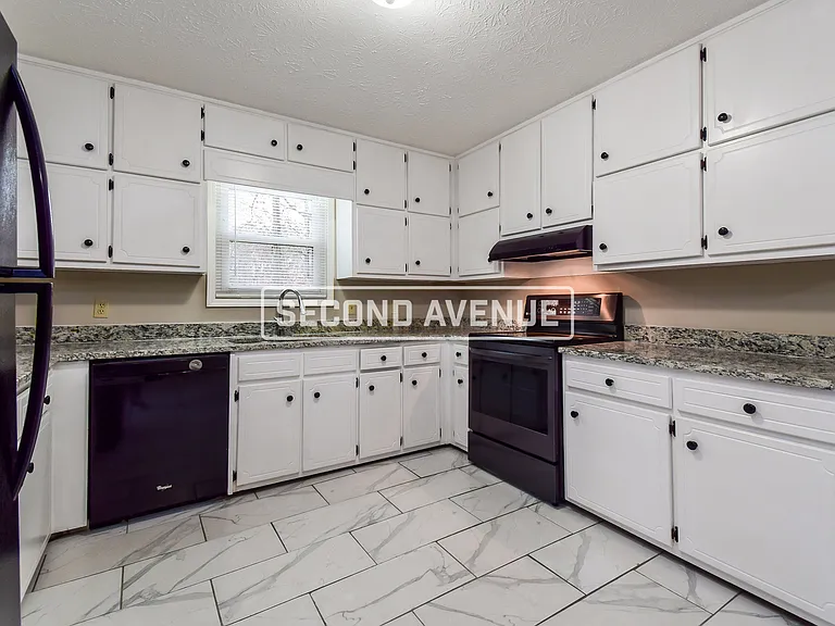 4634 Five Leaves Ct — Photo 3