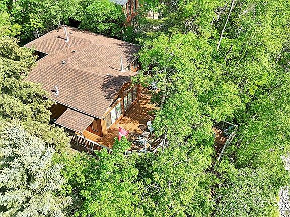 2nd image of 133 N Birchcliff Rd