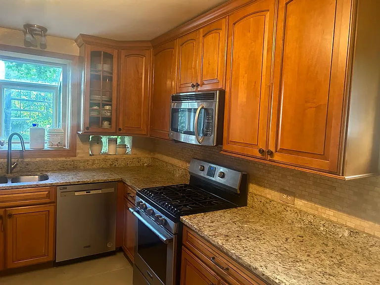 6122 N Drake Ave — Photo 7