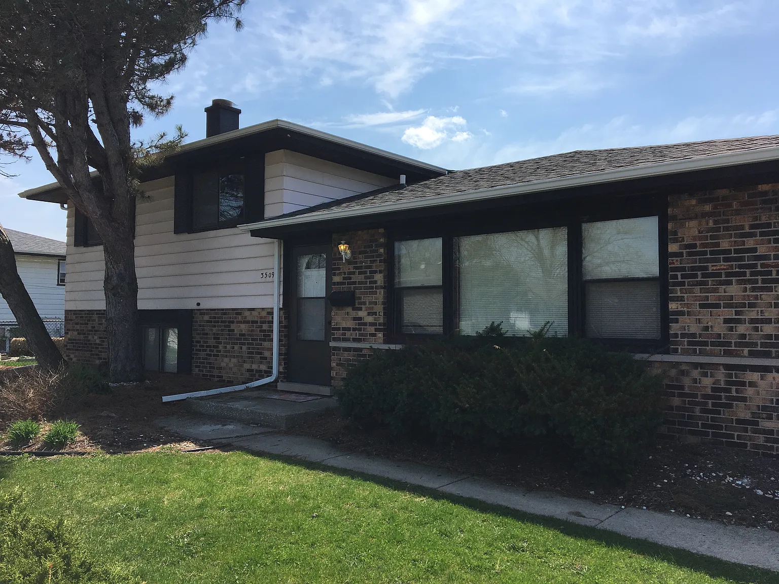 3509 191st St photo 1