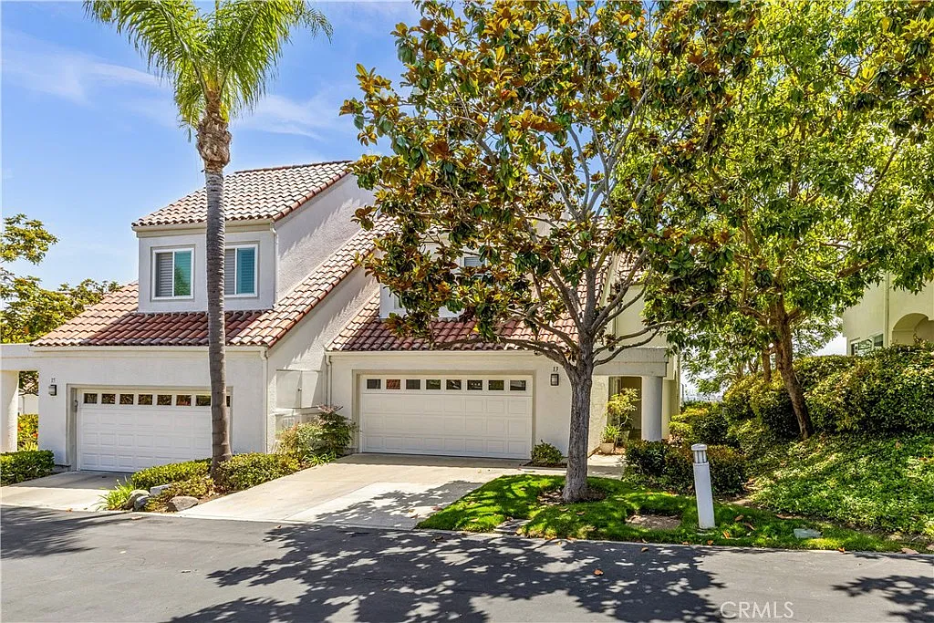 3 bed, 2.5 bath, 2056 sqft, $5,750 — Photo 1