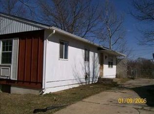 834 SE Eastgate Dr, Topeka, KS 66607