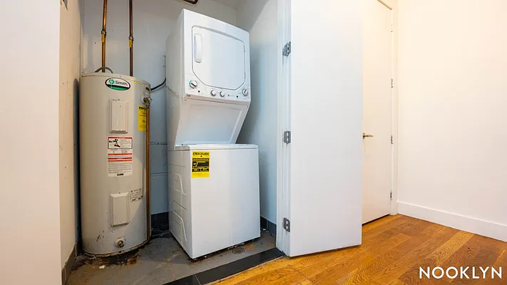 Rented by Nooklyn NYC LLC | media 24