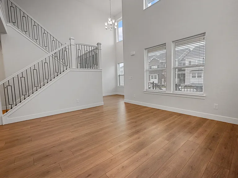 2049 N 3930 W — Photo 17