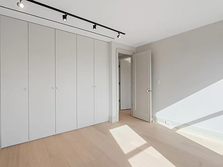 501 Haddonfield Berlin Rd — Photo 14