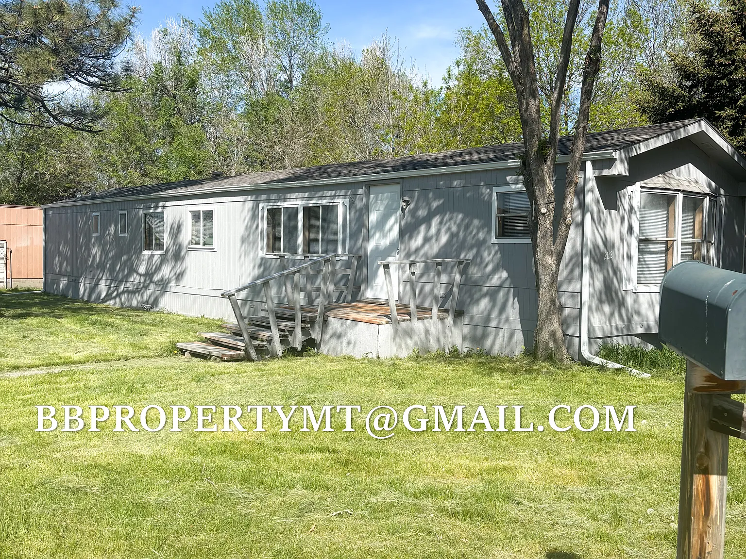 3 bed, 1.5 bath, 1088 sqft, $1,300 — Photo 1