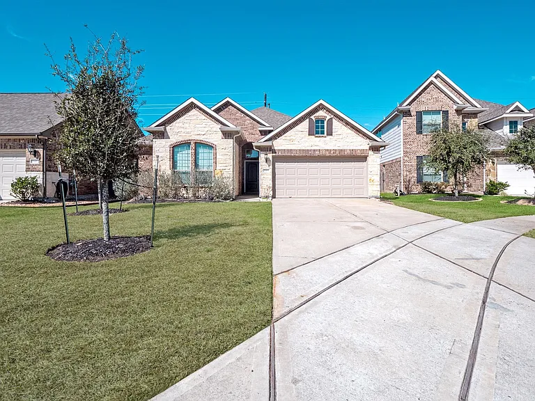 16431 Elkcreek Dr — Photo 20
