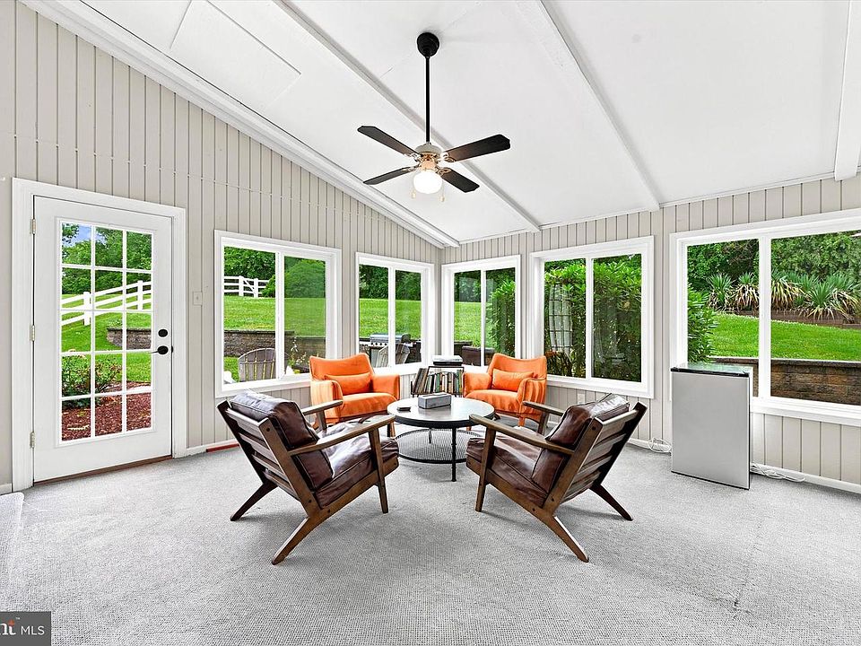 1st image of 1106 Station Way