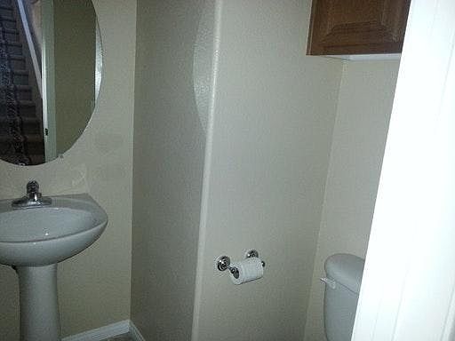 3rd image of 11514 Giles St