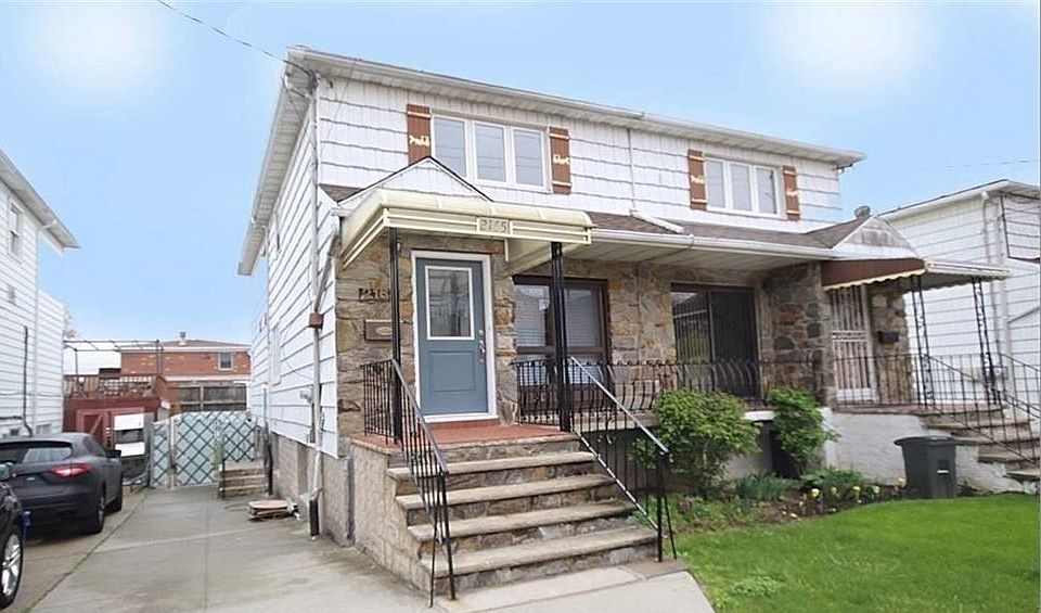 1st image of 2165 E 70th St