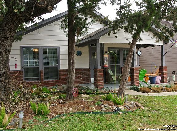 4th image of 7519 Acorn Bend Dr