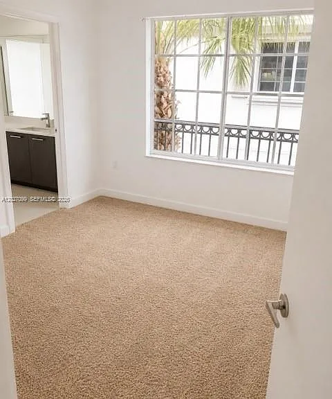 1370 NW 34th Way #1370 — Photo 4