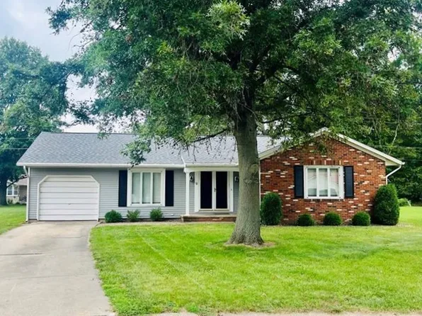 12 Galvin St, Effingham, IL 62401