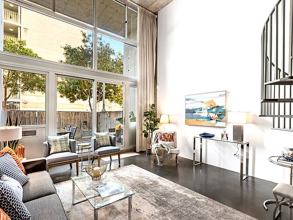 3rd image of 855 Folsom St APT 133