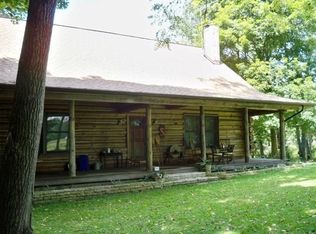 6724 Lancaster Rd SW, Hebron, OH 43025