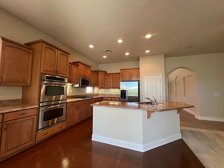 1256 Jorgenson Dr — Photo 9