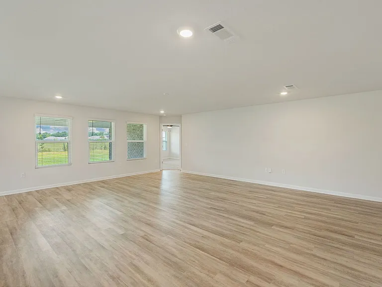 5092 Gaineswood Dr — Photo 7