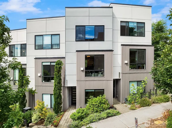 7439 Latona Avenue NE, Seattle, WA 98115
