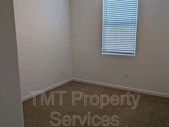 4th image of 8809 Boes Way