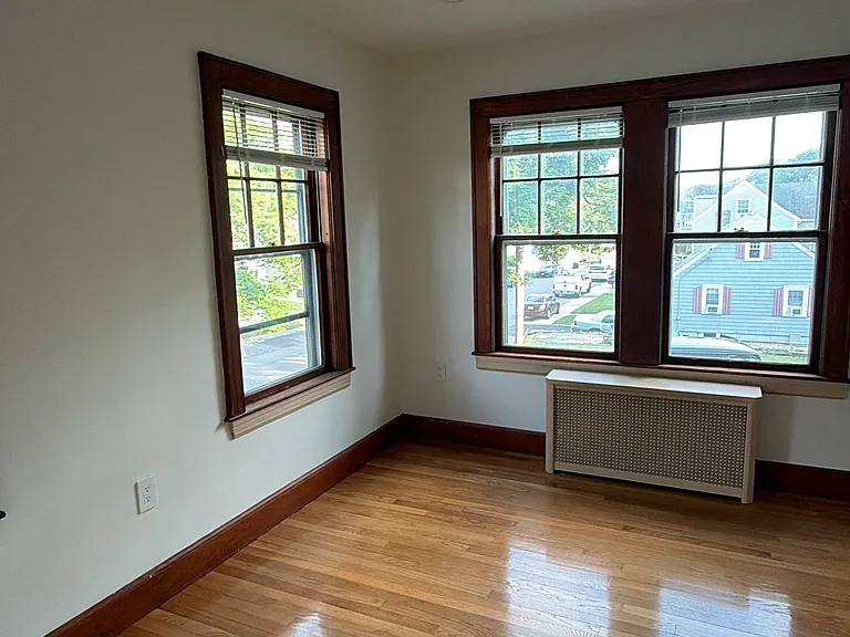 3-5 Dean St #2 — Photo 2