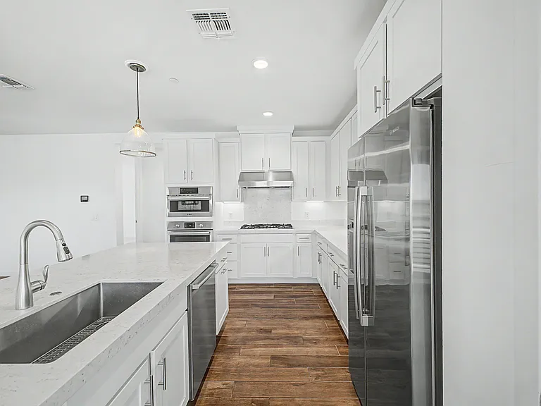 11673 N 136th St #2009 — Photo 15