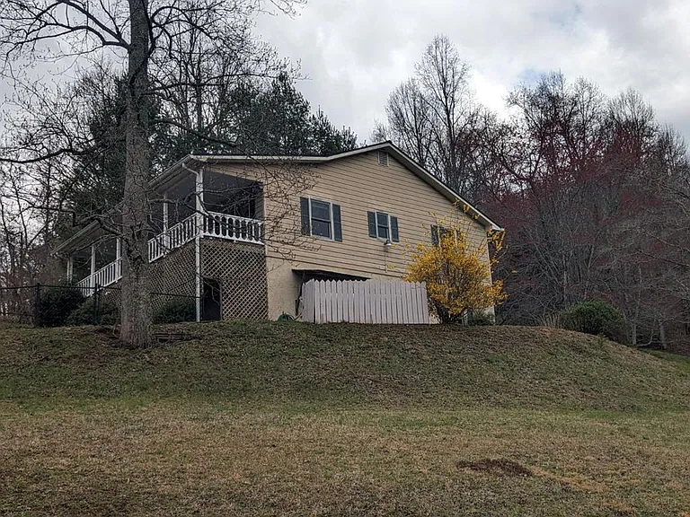 1453 Berrong Rd — Photo 1